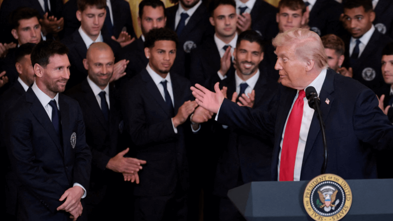 Trump junto a Messi y el Inter Miami CF: Venezuela está “estabilizada” y Cuba “desesperada” 